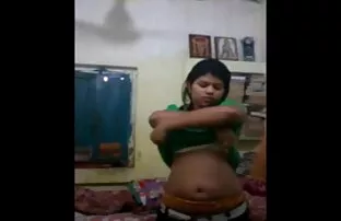 XXX セクシーなラティーナの母を与える朝食性継娘 女性 用 無料 アダルト 映像