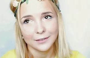 XXX アジアの美しさで三人組 女性 向け 無料 アダルト ビデオ